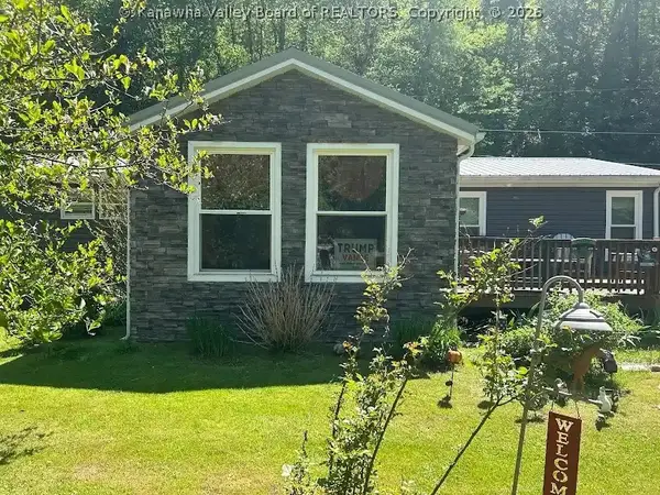 48 Crawford Bottom, Dry Branch, WV 25061