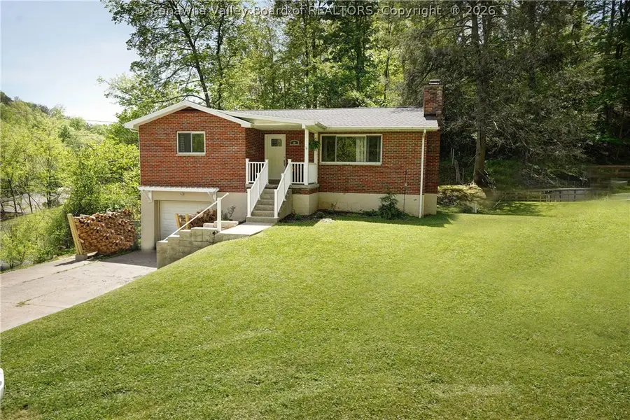 541 Grandview Drive, Saint Albans, WV 25177 - #2