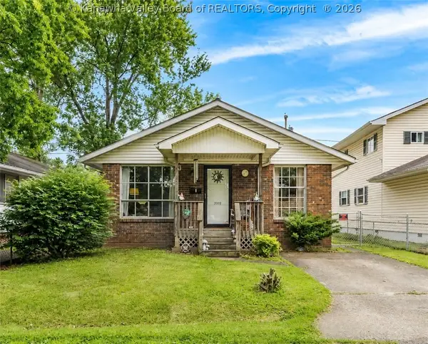 2009 Wilson Avenue, St Albans, WV 25177