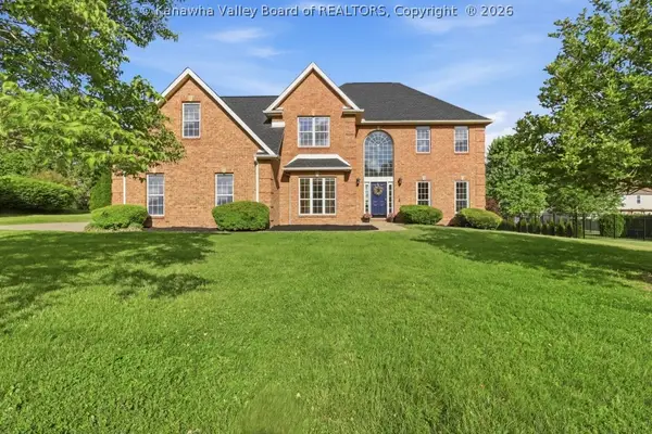 2006 Salisbury Way, Hurricane, WV 25526