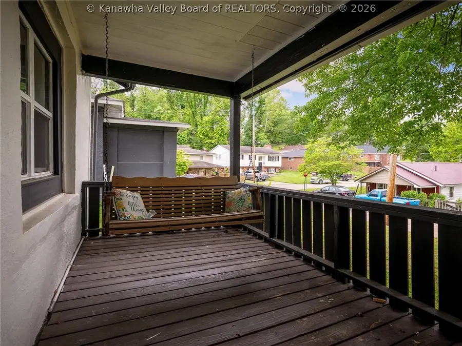854 Stover Street, Saint Albans, WV 25177 - #3