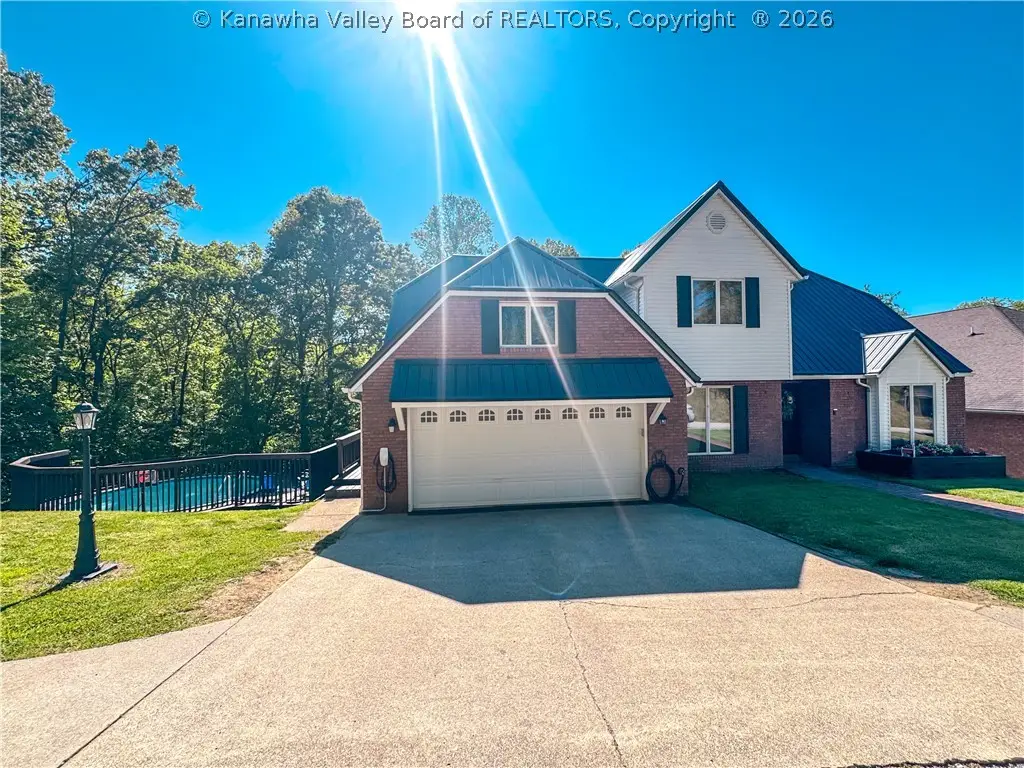 152 Country Cove Circle, Chapmanville, WV 25508 - #1