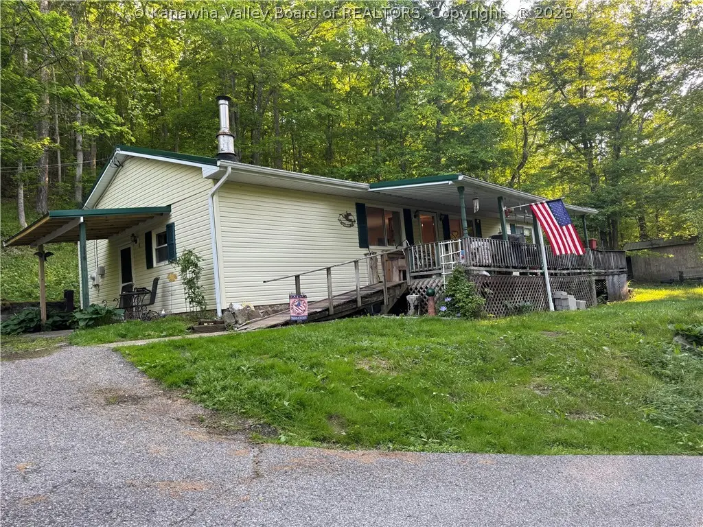 542 Hughart Drive, Charleston, WV 25312 - #1