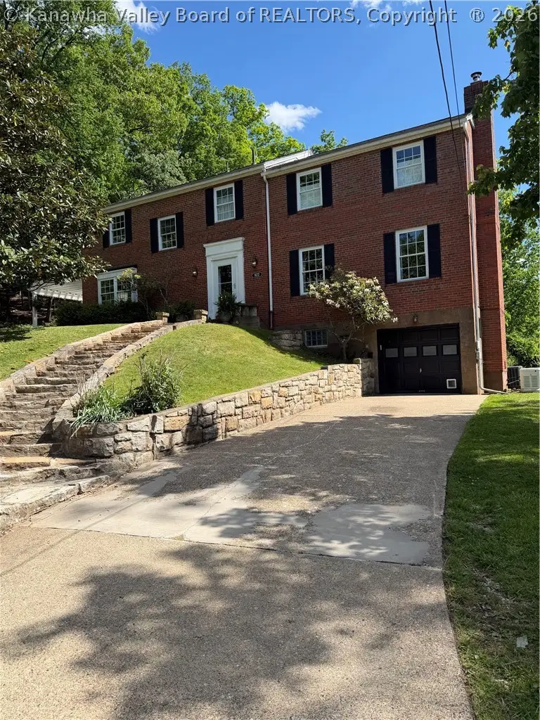 922 Woodland Avenue, South Charleston, WV 25303 - #1