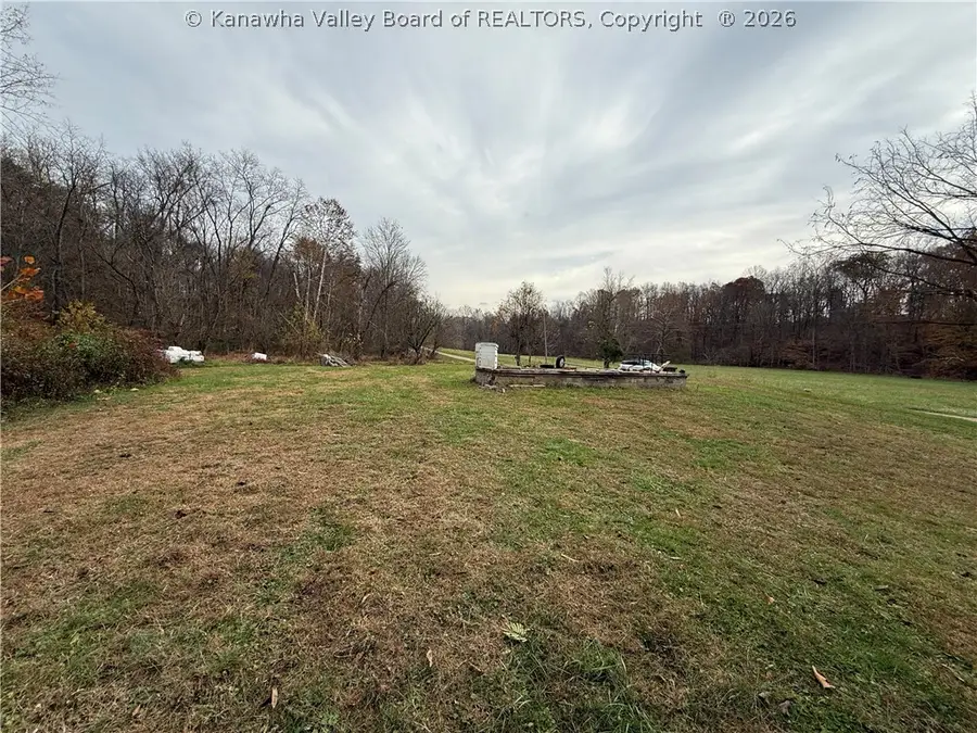 85 Nott Drive, Point Pleasant, WV 25550 - #2
