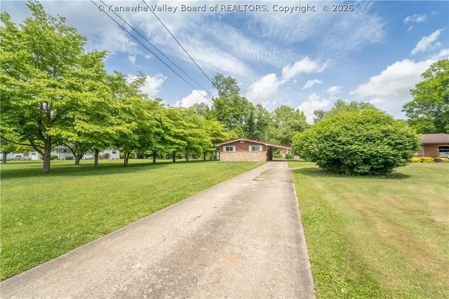 2029 Pennsylvania Avenue, Saint Albans, WV 25177 - #2