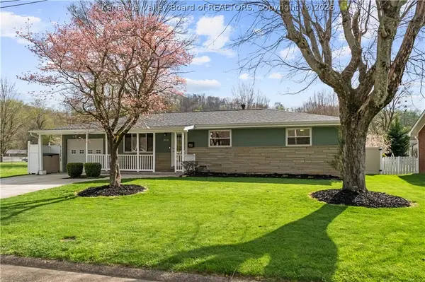 2024 Pennsylvania Avenue, St Albans, WV 25177