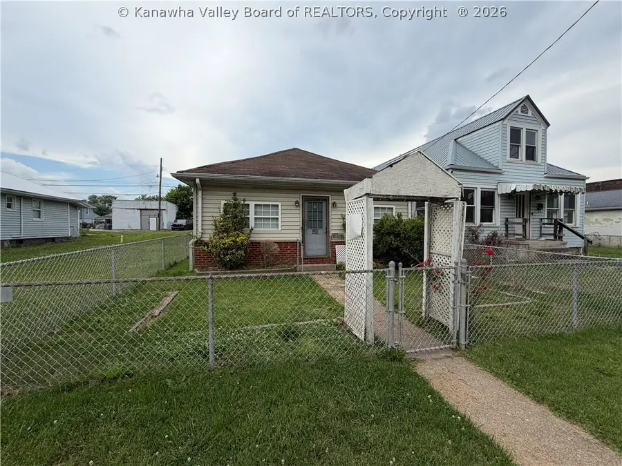 215 Dunbar Avenue, Dunbar, WV 25064 - #2