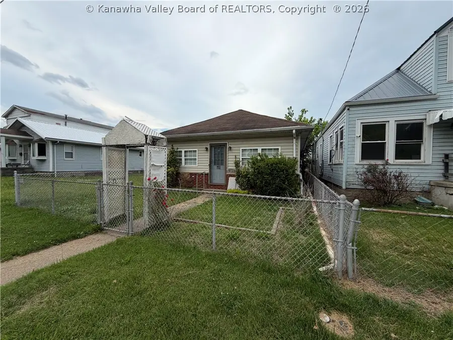 215 Dunbar Avenue, Dunbar, WV 25064 - #3