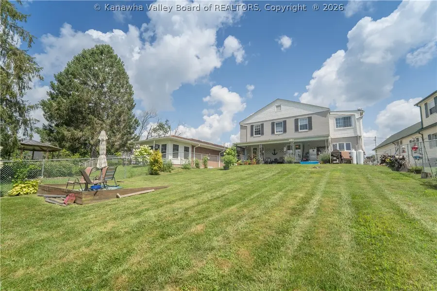 1324 Kanawha Avenue, Dunbar, WV 25064 - #2