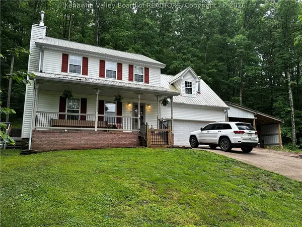 8517 Charleston Road, Ripley, WV 25271