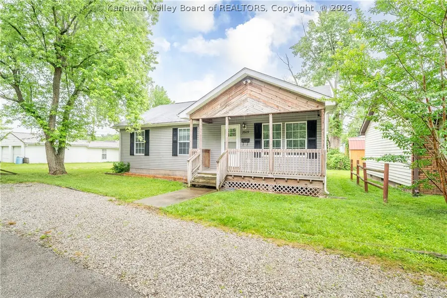 2609 Wilson Avenue, Saint Albans, WV 25177 - #2