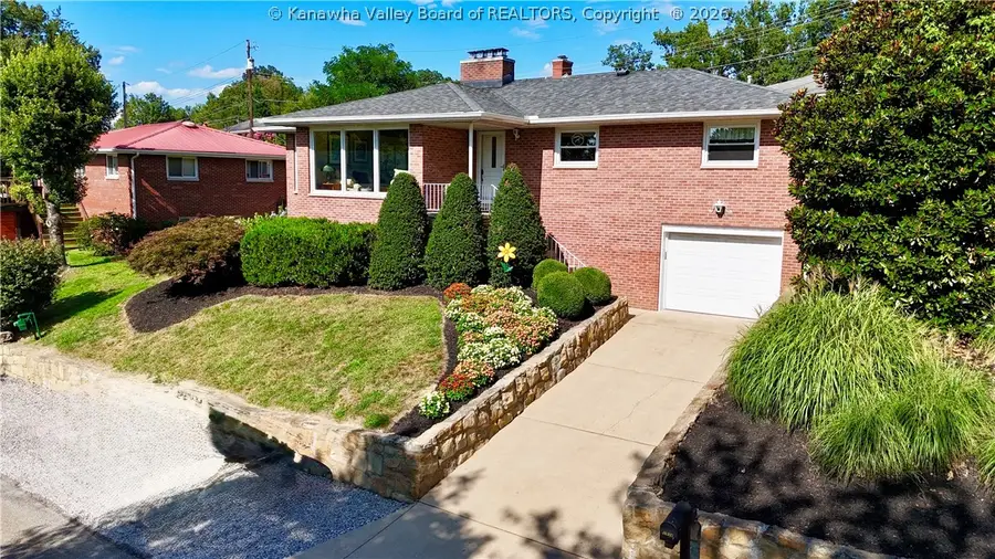 1934 Bona Vista Drive, Charleston, WV 25311 - #2