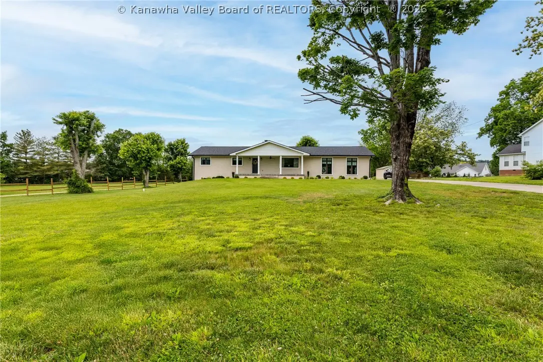 286 Sunnybrook Drive, Hurricane, WV 25526 - #1