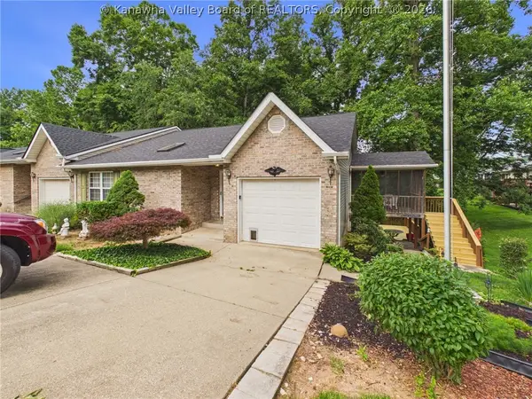 5108 Beechtree Circle #3, Cross Lanes, WV 25313