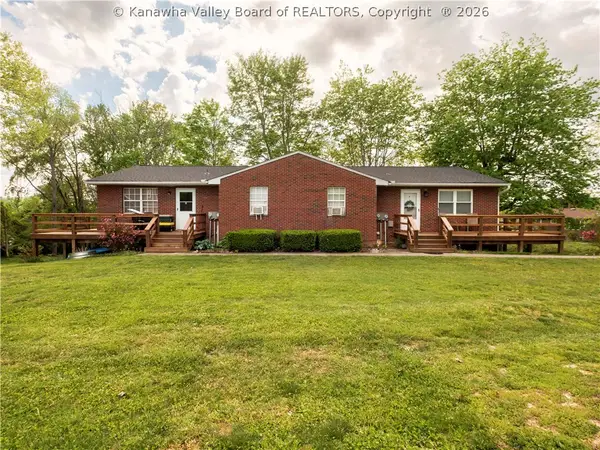 2029 Mount Vernon Road, Hurricane, WV 25526