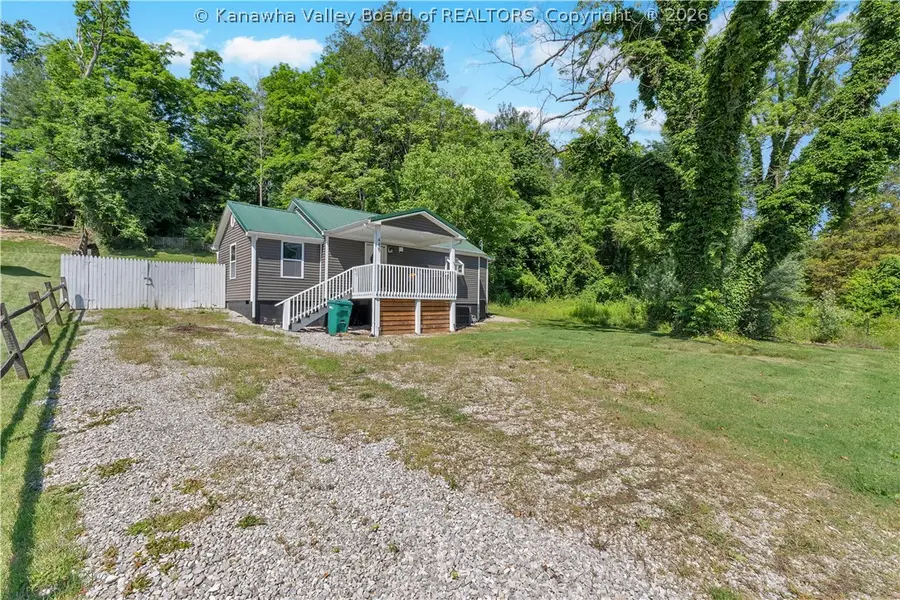 449 Strawberry Road, Saint Albans, WV 25177 - #3
