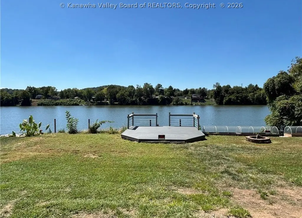 1324 Valentine Circle, Nitro, WV 25143 - #1