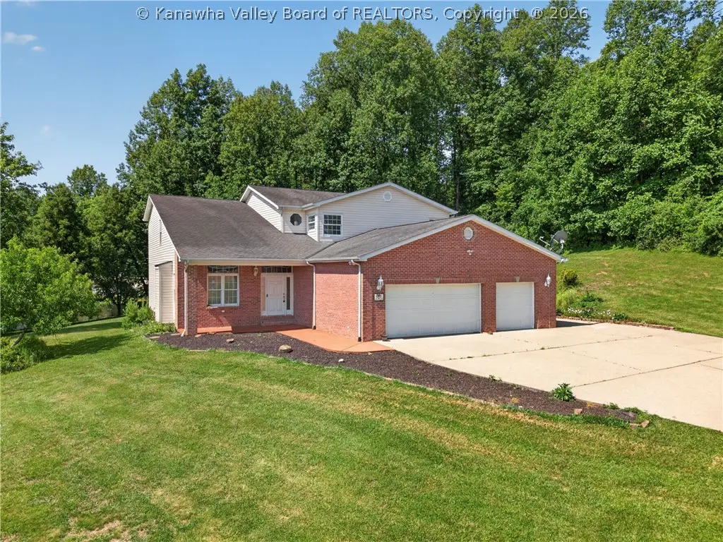 211 Seneca Valley Estates, Sissonville, WV 25320 - #1