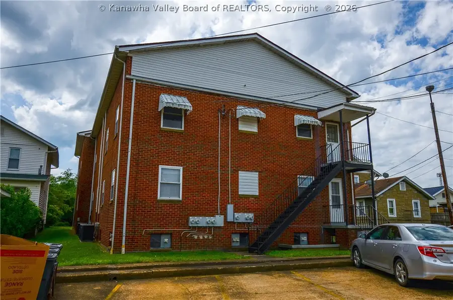 211 4th Avenue, South Charleston, WV 25303 - #2