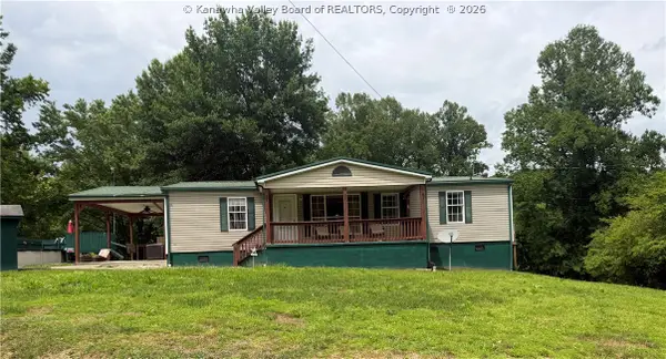 136 Rocky Hill Road, Chapmanville, WV 25508