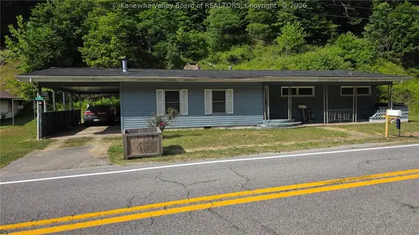 2390 Straight Fork Road, Alkol, WV 25501