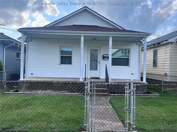 403 17th Street, Dunbar, WV 25064