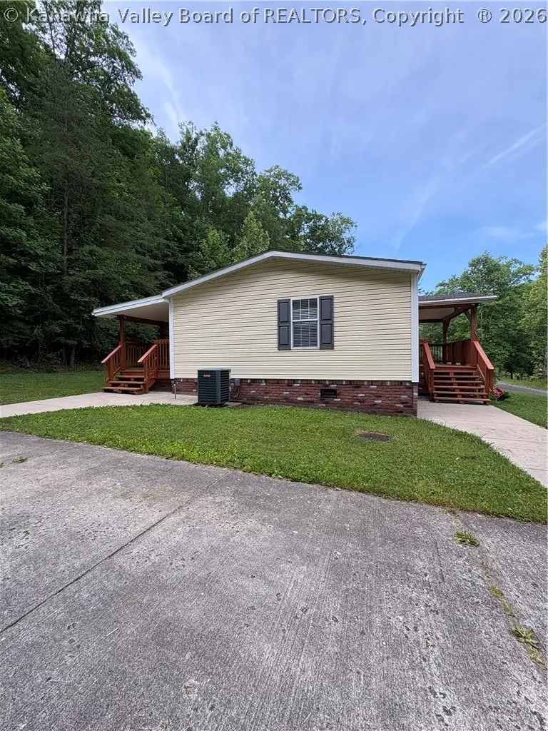 393 Sams Fork Road, Hurricane, WV 25526 - #3