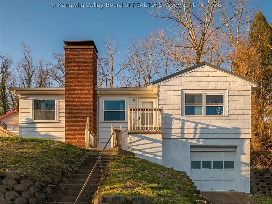 1011 Northway Drive, Saint Albans, WV 25177 - #3