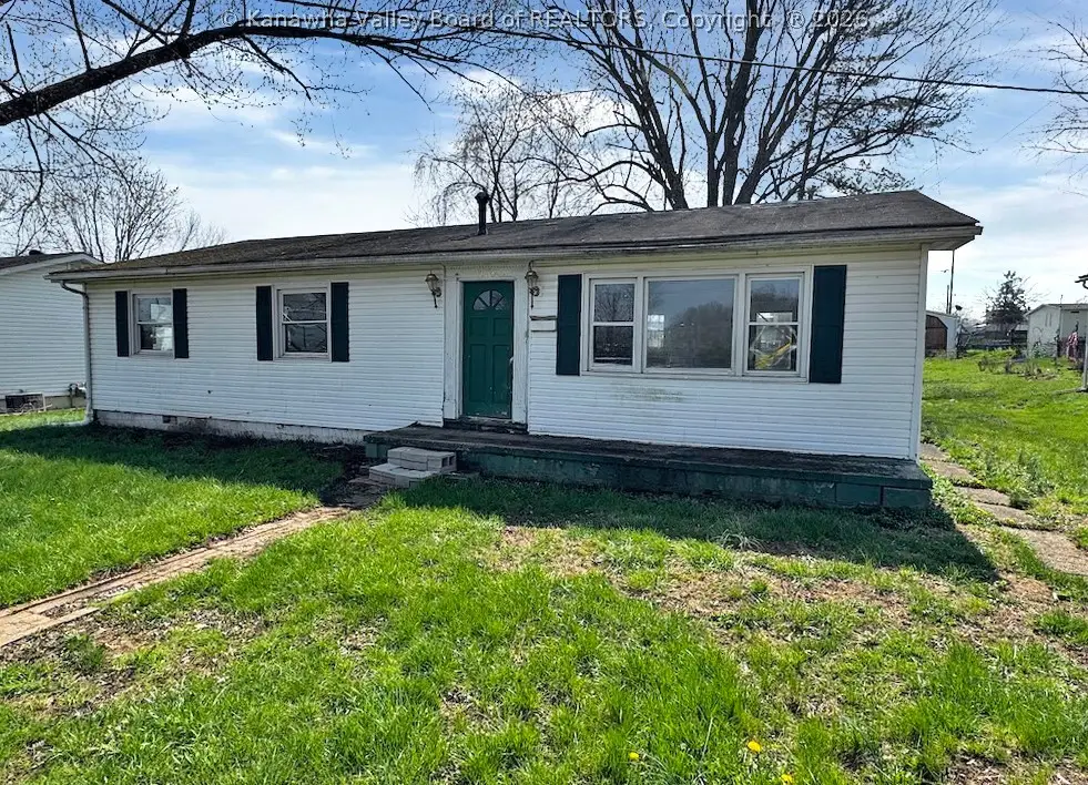 2957 Shank Avenue, Hurricane, WV 25526 - #1