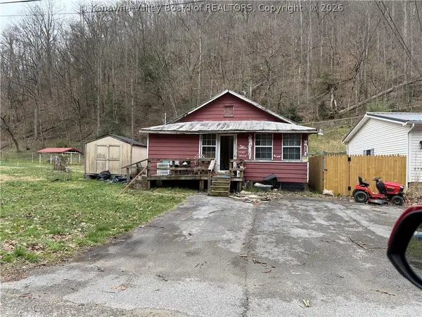 604 Coal Fork Laurel Road, Seth, WV 25181
