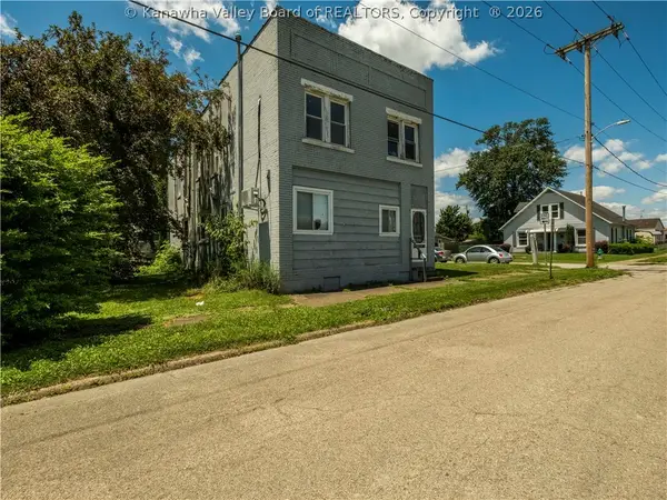 3005 Hughes Street, Huntington, WV 25704