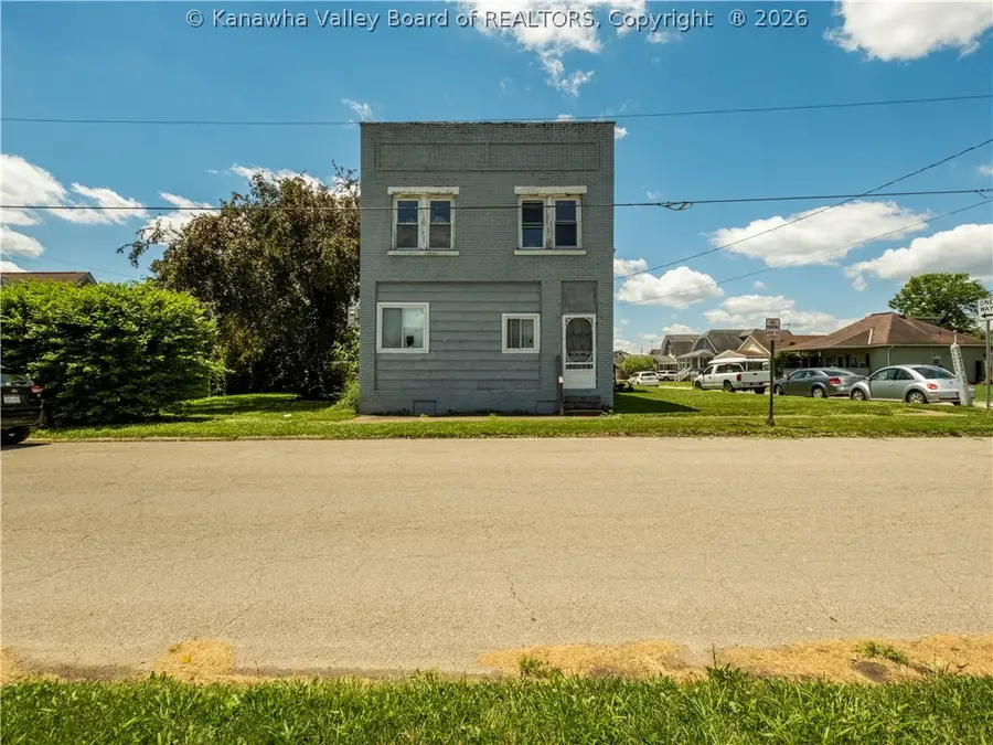 3005 Hughes Street, Huntington, WV 25704 - #2