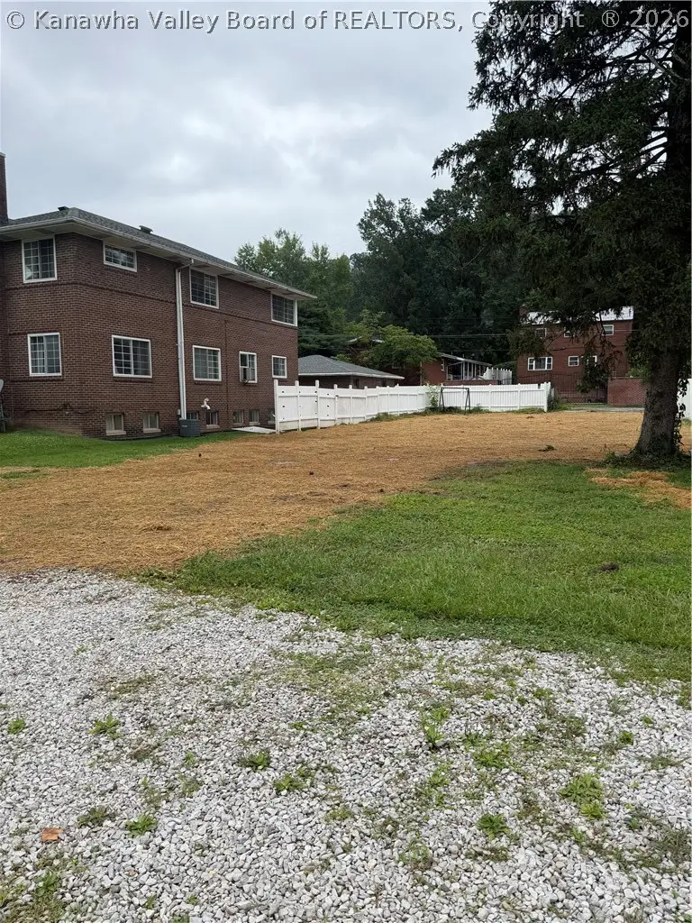 3804 Virginia Avenue, Charleston, WV 25304 - #3