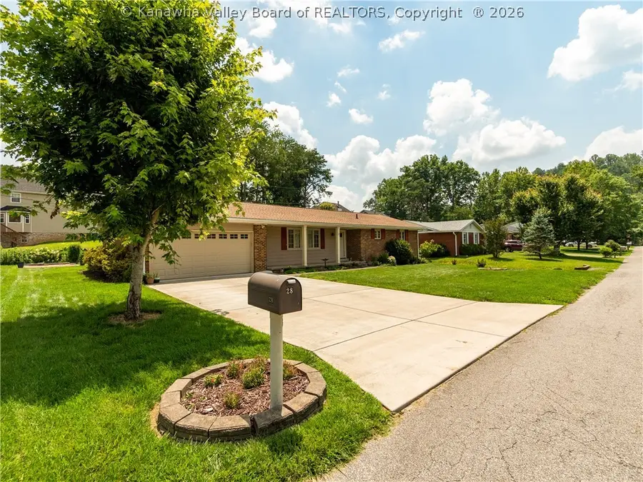 28 White Rock Drive, Hurricane, WV 25526 - #2
