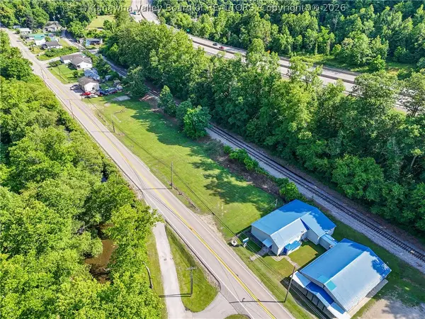 2013 Cabin Creek Road, Cabin Creek, WV 25061