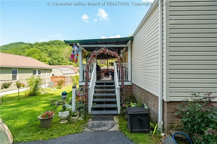730 Campbells Creek Drive, Charleston, WV 25306 - #2