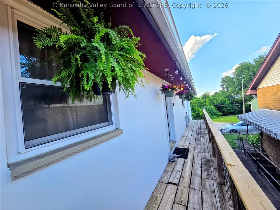 5315 Main Drive, South Charleston, WV 25309 - #3
