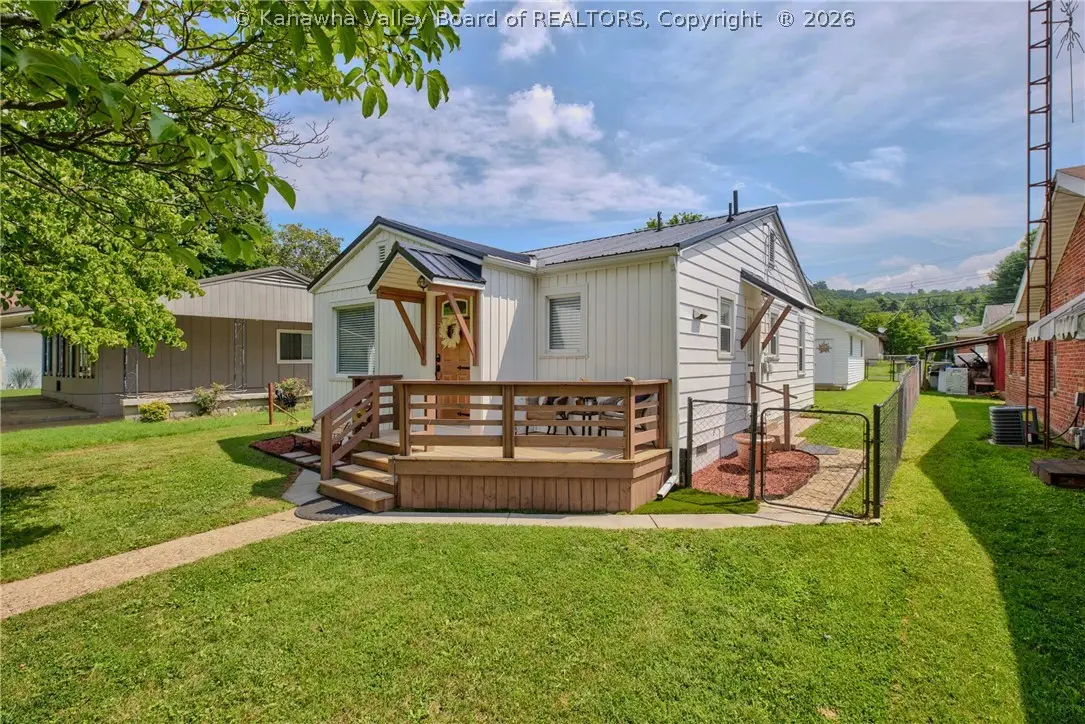 1103 Henry Street, Ravenswood, WV 26164 - #1