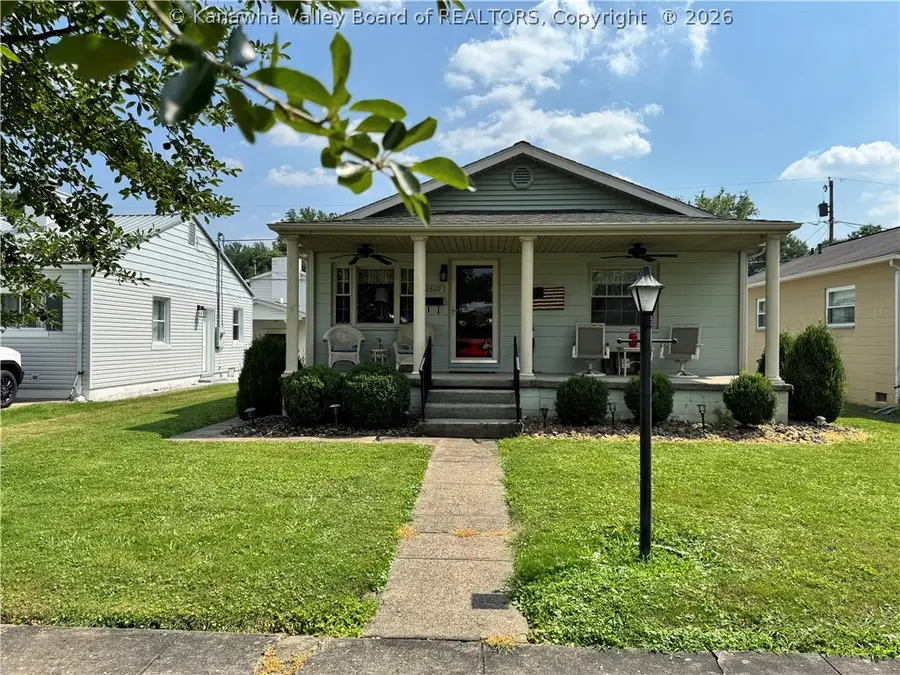 2609 Washington Avenue, Saint Albans, WV 25177 - #2