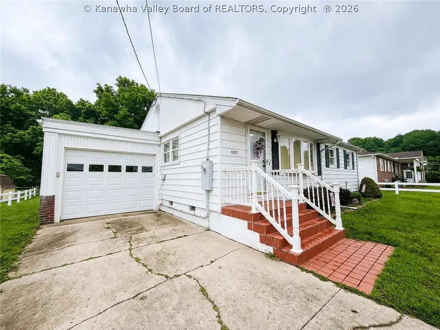1207 Meadowbrook Drive, Point Pleasant, WV 25550 - #3
