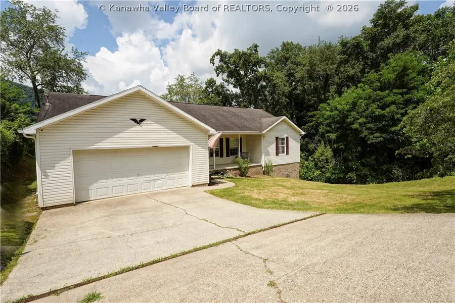 302 Hickory Road, Glasgow, WV 25086 - #2