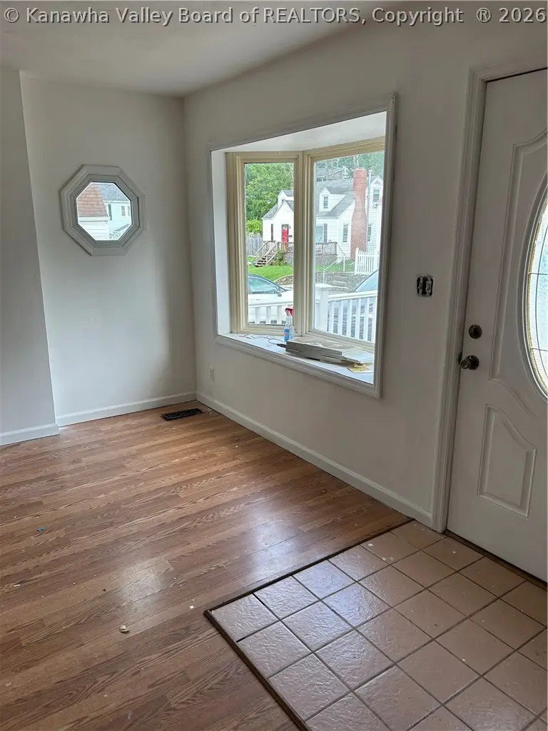 614 Piccadilly Street, Charleston, WV 25302 - #3