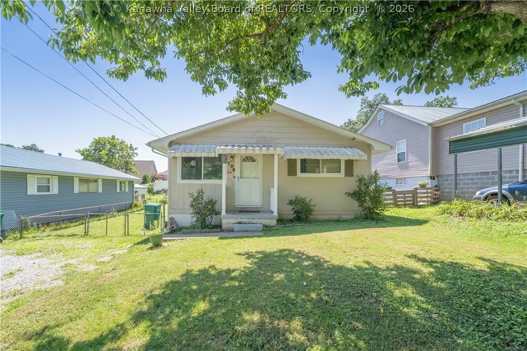 109 Valley Drive, Nitro, WV 25143 - #1