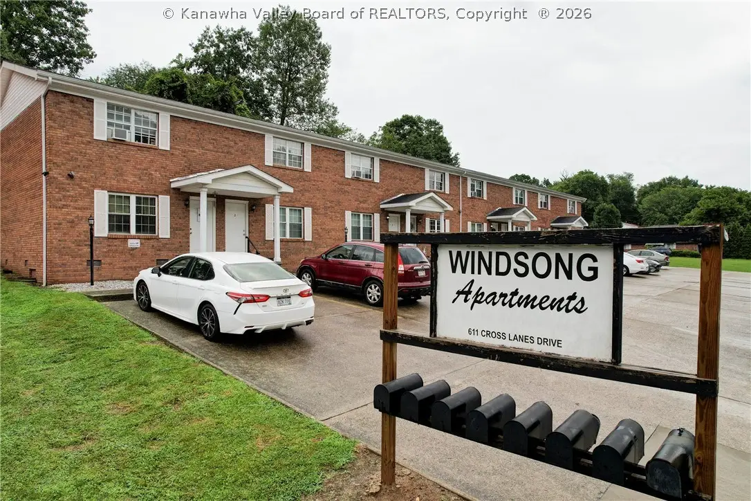611 Cross Lanes Drive, Nitro, WV 25143 - #1