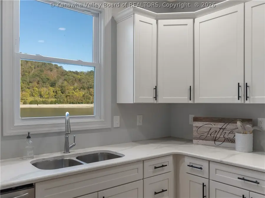 54 Jordon Drive, Winfield, WV 25213 - #3