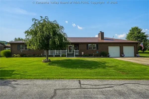 7 Sunnydale Drive, Hurricane, WV 25526