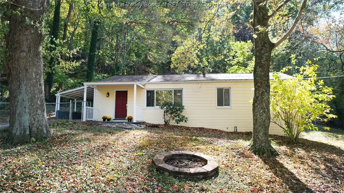 1045 Circle Drive, Dunbar, WV 25064 - #1