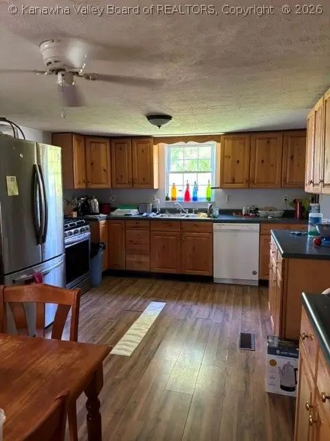 289 Flatwoods Road, Cottageville, WV 25239 - #2