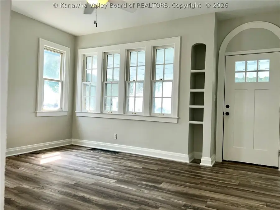 2014 Jefferson Boulevard, Point Pleasant, WV 25550 - #3